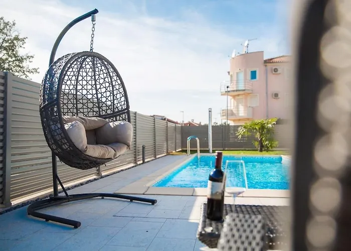 Villa Virtus Karigador